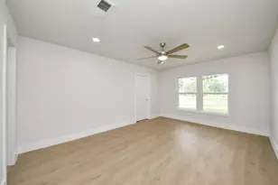 5455 N Crooked Creek Dr, Houston, TX 77017 - Photo 21