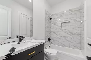 1938 Laverne St, Houston, TX 77080 - Photo 17