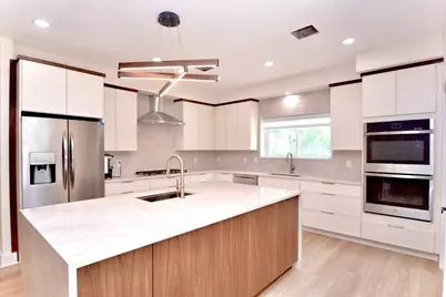 11806 Braesridge Drive, Houston, TX 77071 - Photo 7