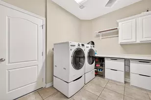 635 Doscher Ln, Sugar Land, TX 77479 - Photo 29