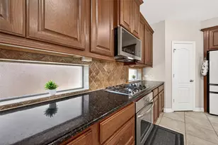 635 Doscher Ln, Sugar Land, TX 77479 - Photo 25