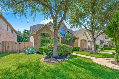 635 Doscher Lane, Sugar Land, TX 77479 - Photo 3