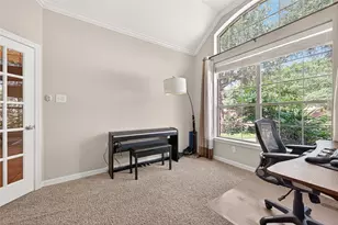 635 Doscher Ln, Sugar Land, TX 77479 - Photo 9