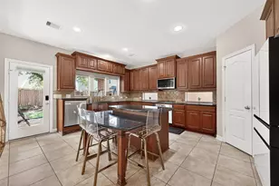 635 Doscher Ln, Sugar Land, TX 77479 - Photo 19