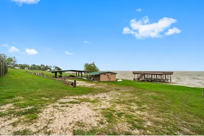 10420 US Hwy 190 W, Point Blank, TX 77364 - Photo 35