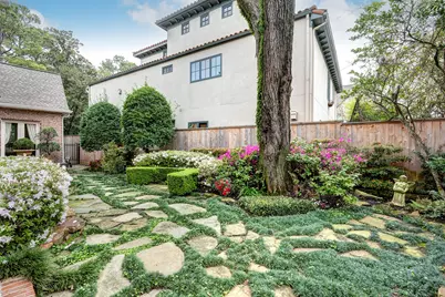 5469 Briar Drive, Houston, TX 77056 - Photo 27