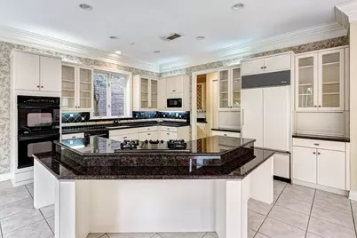 5469 Briar Drive, Houston, TX 77056 - Photo 11