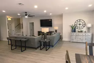 9 Kings Creek Dr, Houston, TX 77339 - Photo 11