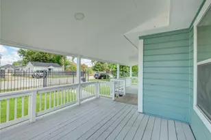 319 Coronado St, Houston, TX 77009 - Photo 5