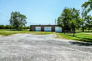 12224 Jinkins Rd, North Zulch, TX 77872 - Photo 1