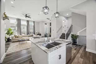 2108 Oatfield Dr, Houston, TX 77018 - Photo 9