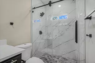 5915 Rietta St, Houston, TX 77016 - Photo 31