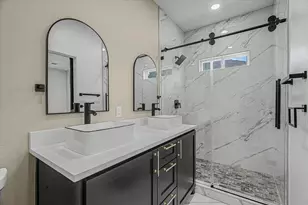 5915 Rietta St, Houston, TX 77016 - Photo 21