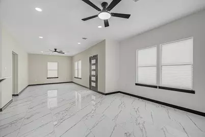 5915 Rietta Street, Houston, TX 77016 - Photo 9