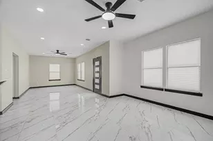 5915 Rietta St, Houston, TX 77016 - Photo 9