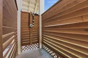 13102 John Reynolds Rd, Galveston, TX 77554 - Photo 29