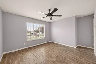 12400 Overbrook Ln, Houston, TX 77077 - Photo 23