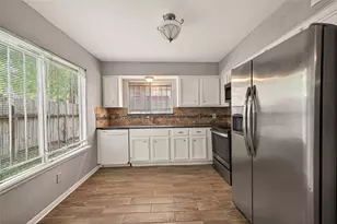 12400 Overbrook Ln, Houston, TX 77077 - Photo 13