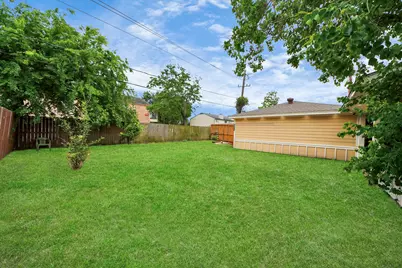 8931 Jackwood Street, Houston, TX 77036 - Photo 35