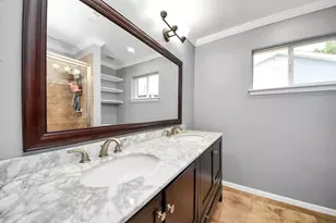 8931 Jackwood St, Houston, TX 77036 - Photo 29