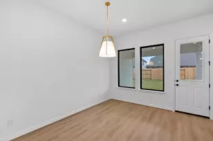 14818 Buffalo Head St, Mont Belvieu, TX 77523 - Photo 17