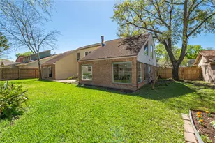 16419 Laurelfield Dr, Houston, TX 77059 - Photo 11