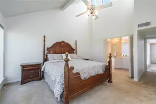 16419 Laurelfield Dr, Houston, TX 77059 - Photo 19