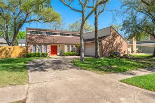 16419 Laurelfield Dr, Houston, TX 77059 - Photo 39