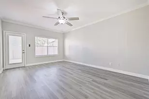 2034 Glencove Dr, Seabrook, TX 77586 - Photo 9