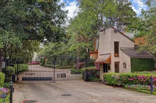 10 S Briar Hollow Ln, Houston, TX 77027 - Photo 41