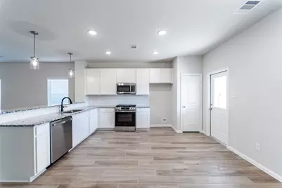 14511 Lunan Drive, Texas City, TX 77568 - Photo 7
