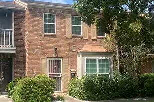 7913 Grove Ridge Dr, Houston, TX 77061 - Photo 1