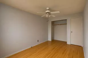 7913 Grove Ridge Dr, Houston, TX 77061 - Photo 17