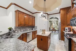 19623 Fairway Island Drive, Humble, TX 77346 - Photo 3