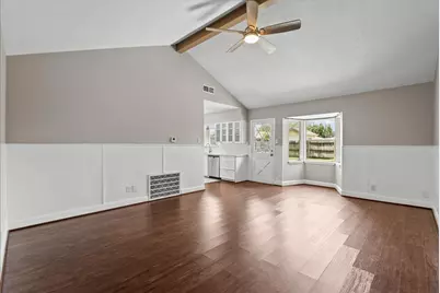 718 E Lambuth Lane, Deer Park, TX 77536 - Photo 11