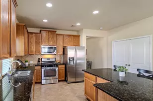 8119 Sweetstone Grove Ct, Cypress, TX 77433 - Photo 9