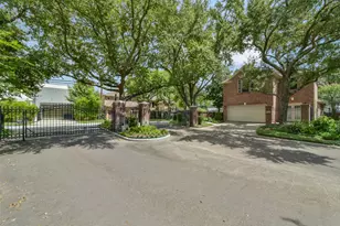 4903 Williams Ct Ln, Houston, TX 77081 - Photo 3