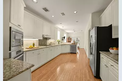 4903 Williams Court Lane, Houston, TX 77081 - Photo 17