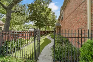 4903 Williams Ct Ln, Houston, TX 77081 - Photo 9