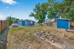 223 E Melville Dr, Crosby, TX 77532 - Photo 27