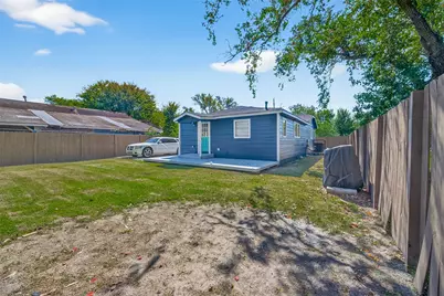 223 E Melville Drive, Crosby, TX 77532 - Photo 29