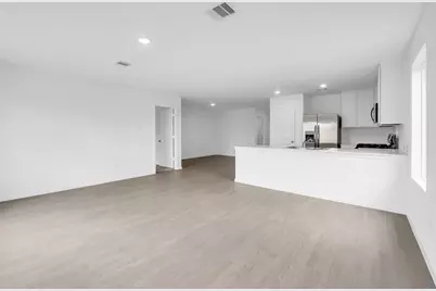 606 Monarch Trail, Huntsville, TX 77340 - Photo 3