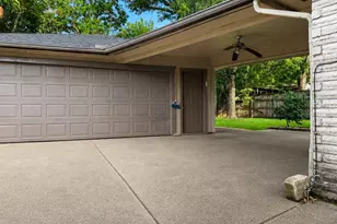13126 Meadow Leaf Ln, Houston, TX 77039 - Photo 17