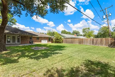 10825 Willowisp Drive, Houston, TX 77035 - Photo 25
