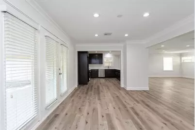 10825 Willowisp Drive, Houston, TX 77035 - Photo 9