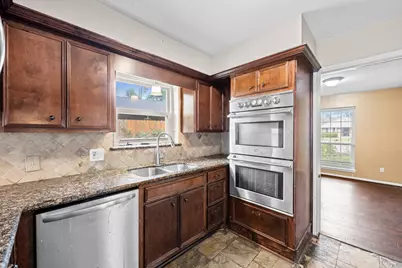 28923 Pine Hill Drive, Shenandoah, TX 77381 - Photo 19