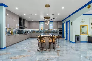 1259 County Rd 147, Alvin, TX 77511 - Photo 11