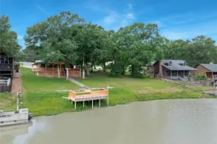 76 Hunters Creek Dr, Huntsville, TX 77340 - Photo 47