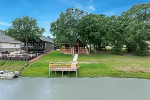 76 Hunters Creek Dr, Huntsville, TX 77340 - Photo 45
