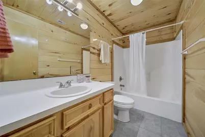 76 Hunters Creek Drive, Huntsville, TX 77340 - Photo 21